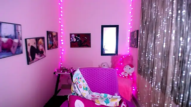 Cristal w online show from February 6, 3:31 pm