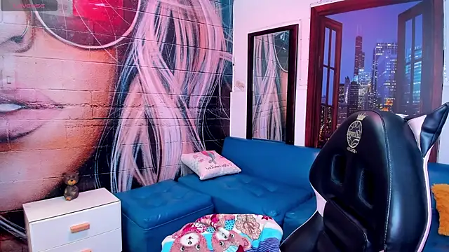 Small naughty  online show from March 10, 1:10 pm