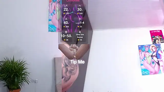 Anni foxi online show from November 18, 6:01 pm