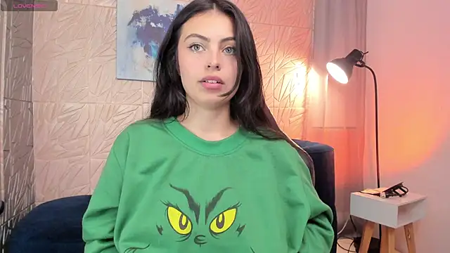 magic fernanda online show from December 16, 9:41 pm