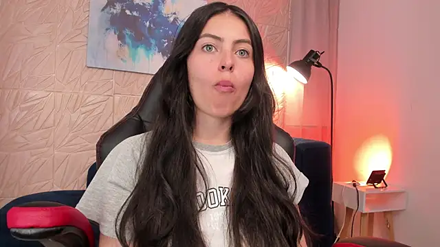 magic fernanda online show from December 21, 9:58 pm