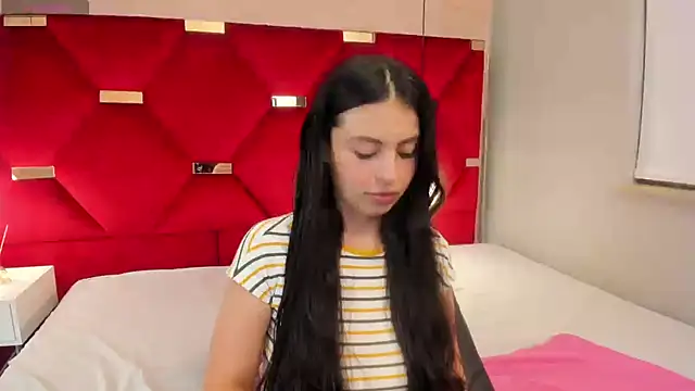 magic fernanda online show from February 17, 8:58 pm