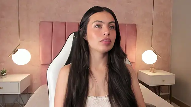 magic fernanda online show from February 28, 9:33 pm