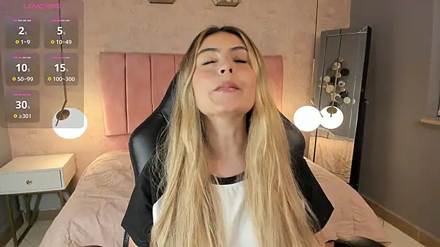 magic fernanda online show from September 13, 9:25 pm