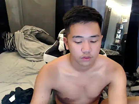 xgregor07 online show from October 27, 7:34 am