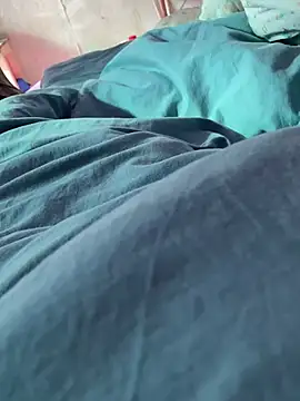 Snapshot of Beijing2000 chatting on December 20, 3:14 am Beijing2000 online show from December 20, 3:14 am