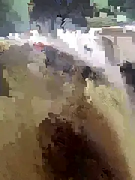 Snapshot of Beijing2000 chatting on March 9, 9:03 pm Beijing2000 online show from March 9, 9:03 pm