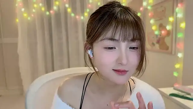 SHUIshui  online show from February 8, 4:57 pm