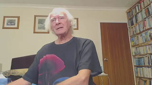 WaverlyKernow online show from January 12, 2:19 pm