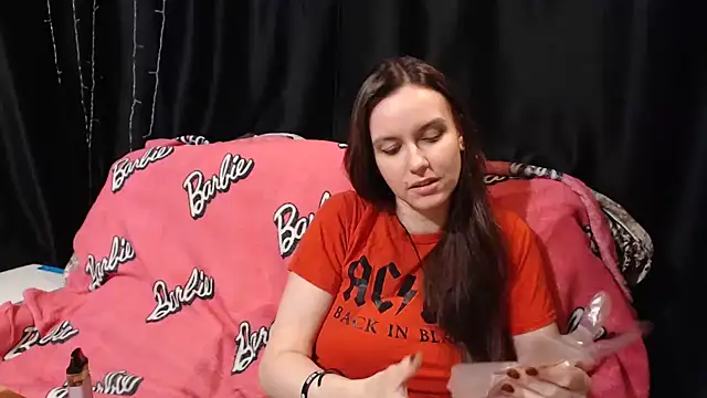 Snapshot of Milana69 chatting on October 16, 5:47 pm Milana69 online show from October 16, 5:47 pm