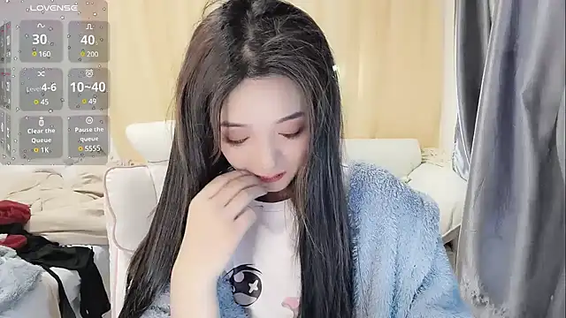 Ti amo UU online show from January 8, 5:59 pm