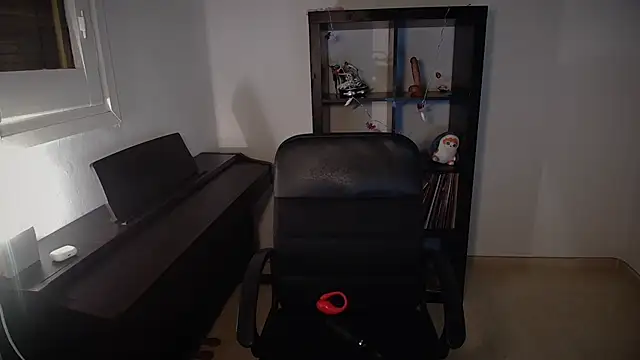 Snapshot of Windy_butterfly chatting on November 7, 5:35 pm Windy butterfly online show from November 7, 5:35 pm