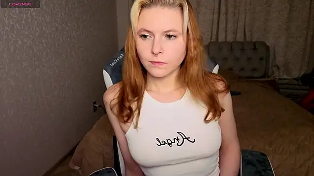 rocky foxy online show from October 16, 9:16 pm