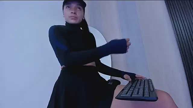  shantal smith online show from March 7, 4:22 pm