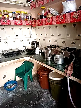 reemacouple007 online show from September 26, 6:50 am