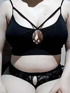 Elaa Su online show from December 3, 8:39 pm