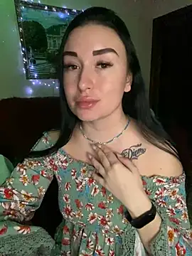 Roxana Bell online show from December 21, 6:34 pm