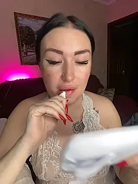 Roxana Bell online show from March 13, 8:11 pm