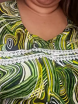 Snapshot of Ravina_patil1 chatting on February 8, 7:26 am Ravina patil1 online show from February 8, 7:26 am