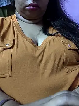 Snapshot of Ravina_patil1 chatting on September 20, 5:03 pm Ravina patil1 online show from September 20, 5:03 pm