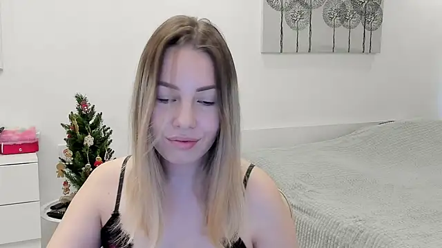 Mia shy1 online show from January 2, 8:06 am