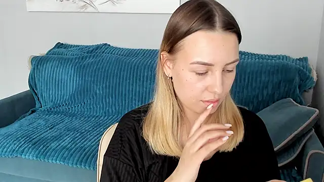 Mia shy1 online show from January 25, 10:51 am