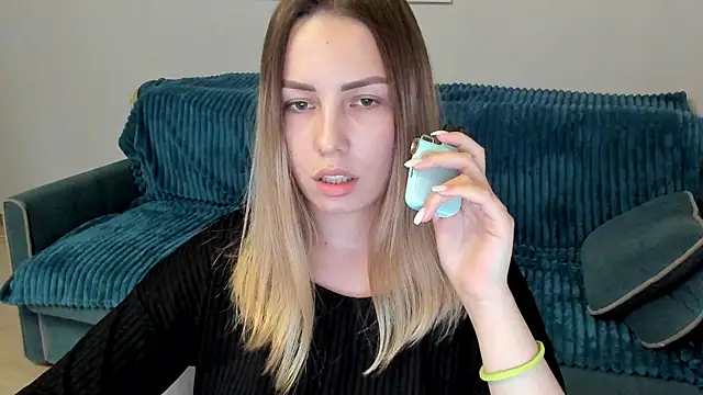 Mia shy1 online show from February 2, 1:41 pm