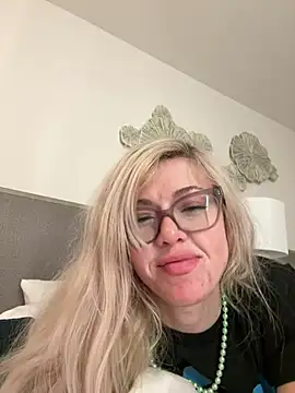 propertyofdaddy online show from March 17, 4:19 am