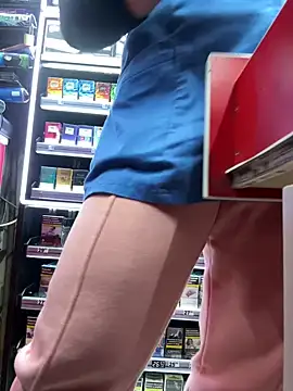 MikyVesela online show from December 4, 5:55 pm