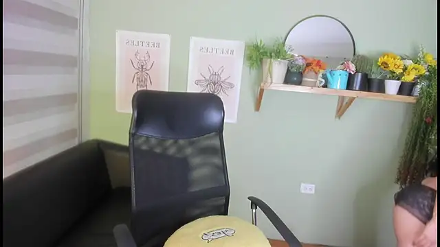 Aliiz 01 online show from February 6, 10:26 am