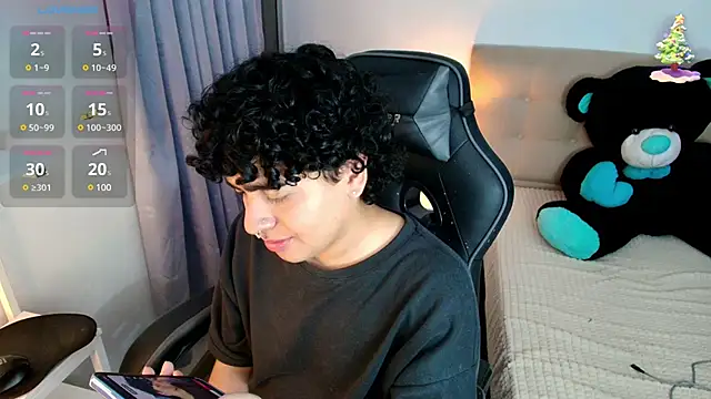  nickconnor01 online show from December 5, 11:29 pm