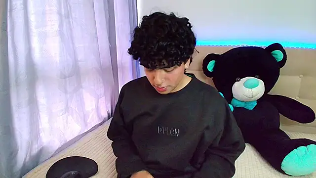  nickconnor01 online show from December 30, 8:58 pm