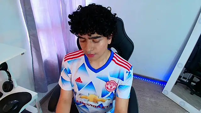  nickconnor01 online show from January 12, 9:40 pm