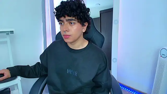  nickconnor01 online show from January 17, 4:26 pm