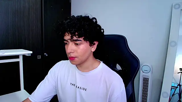  nickconnor01 online show from January 29, 5:45 pm