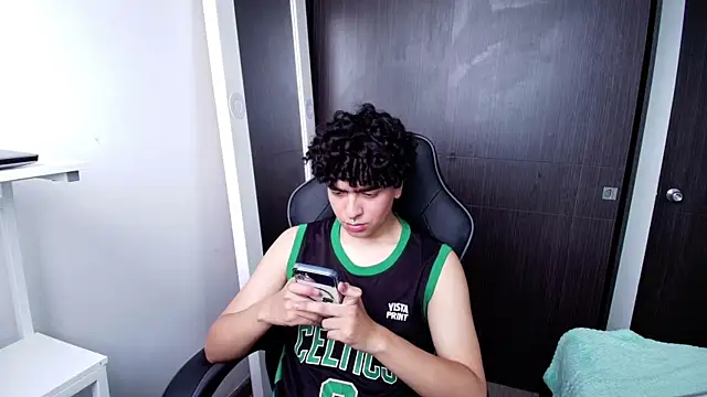  nickconnor01 online show from February 19, 5:38 pm