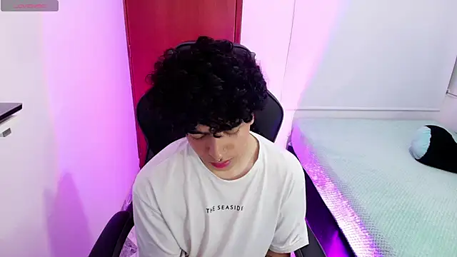  nickconnor01 online show from March 11, 8:20 pm