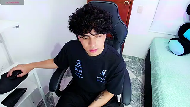  nickconnor01 online show from March 15, 8:10 pm