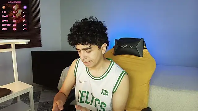  nickconnor01 online show from September 30, 2:38 am