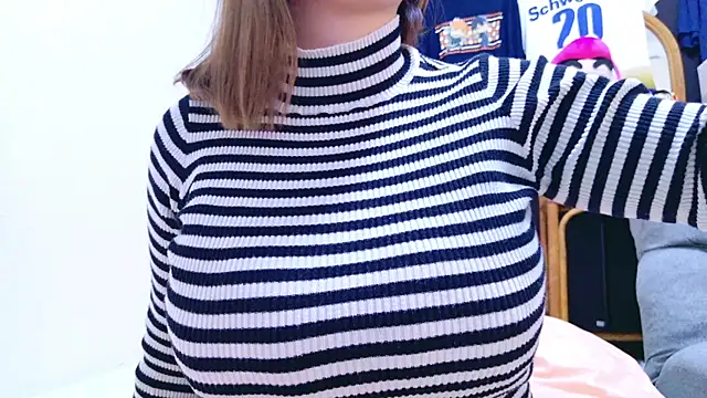 Megu Melon online show from January 3, 2:19 pm