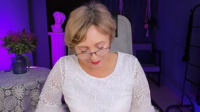 sugar vivien online show from January 9, 4:17 pm