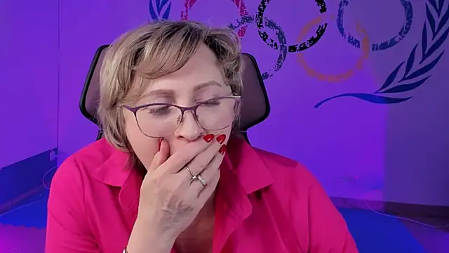 sugar vivien online show from February 8, 3:21 pm