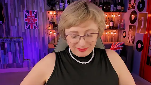 sugar vivien online show from March 7, 8:33 pm