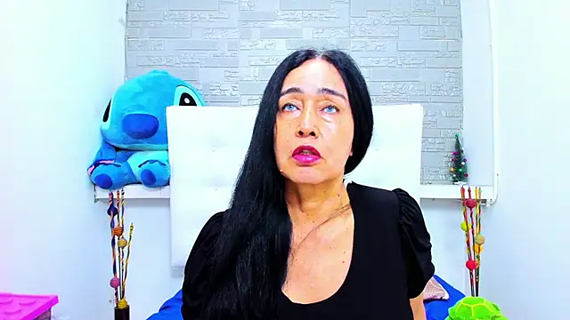 HorniestMilf online show from September 22, 10:56 pm