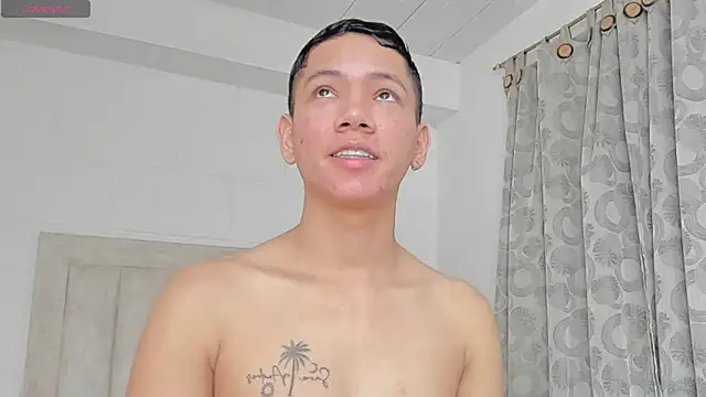 JulianRose 1 online show from February 8, 11:12 am