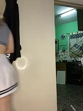 Snapshot of FlorBich chatting on January 12, 8:36 am FlorBich online show from January 12, 8:36 am