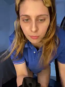 Snapshot of FlorBich chatting on January 27, 6:52 pm FlorBich online show from January 27, 6:52 pm