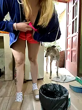 Snapshot of FlorBich chatting on October 30, 5:35 pm FlorBich online show from October 30, 5:35 pm