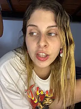 Snapshot of FlorBich chatting on November 29, 4:48 am FlorBich online show from November 29, 4:48 am