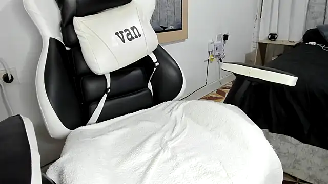 Valerioe online show from March 21, 3:01 am